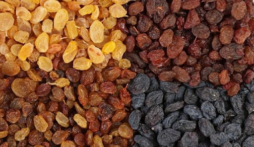 An expert from Uzbekistan shares details of how high-quality Uzbek raisins  are produced • EastFruit