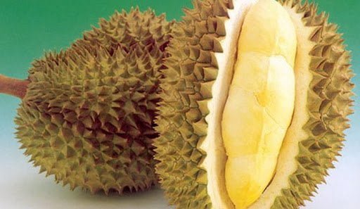 Exotic durian with a disgusting smell is becoming more and more